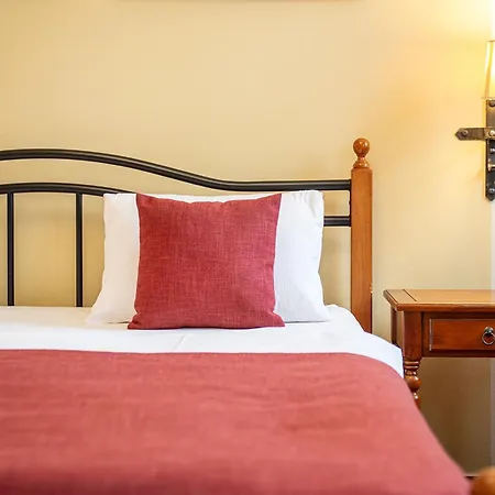 Hattrick Guest house 3*