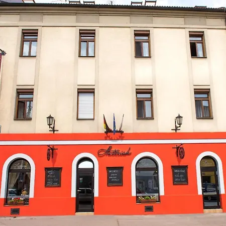 Hattrick Prag