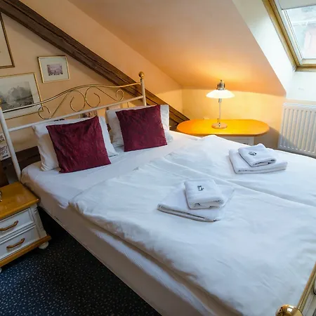 Hattrick Maison d'hôtes 3*